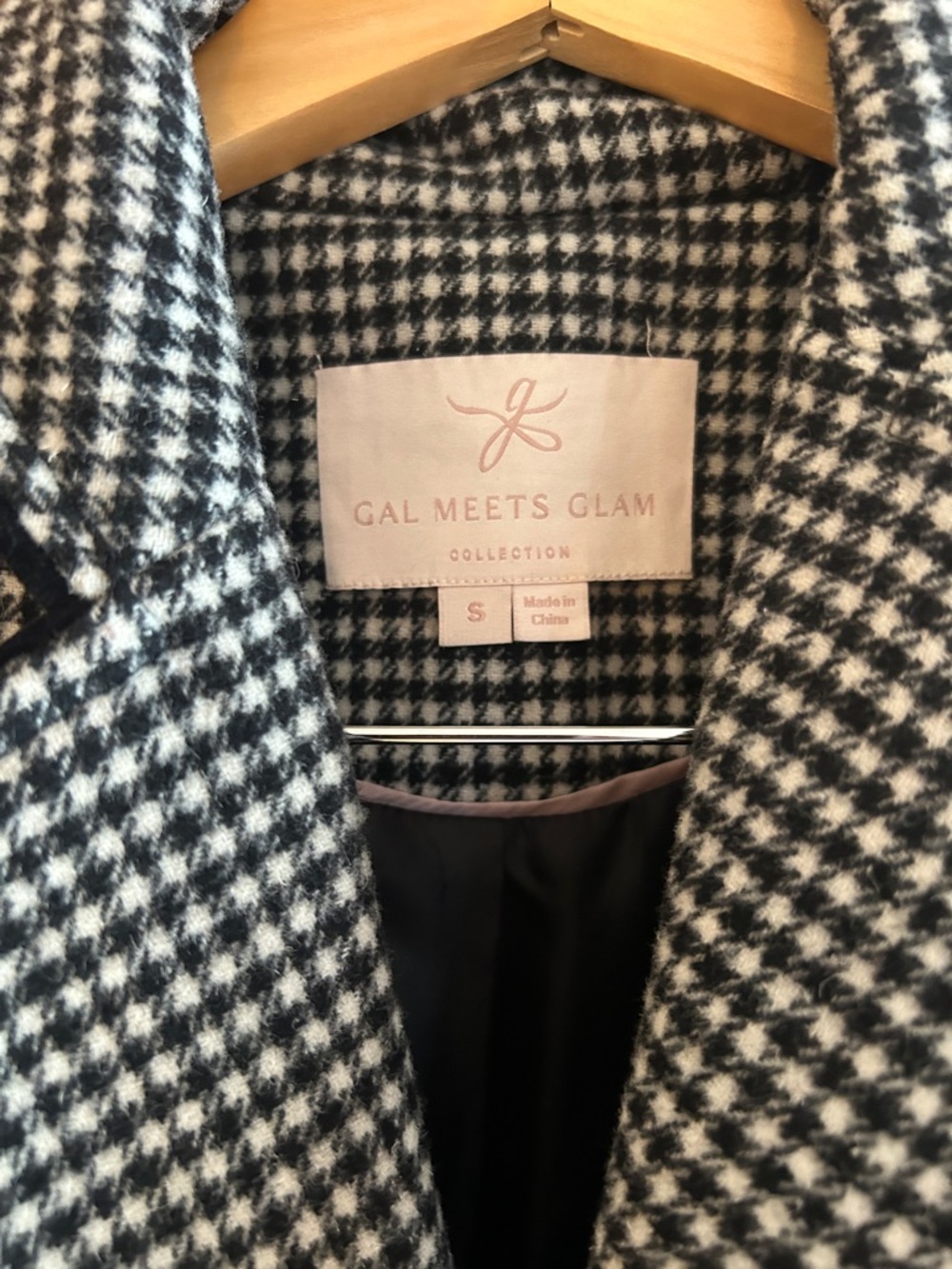 Gal Meets Glam Black and White Houndstooth Belted Coat - Picture 2 of 6